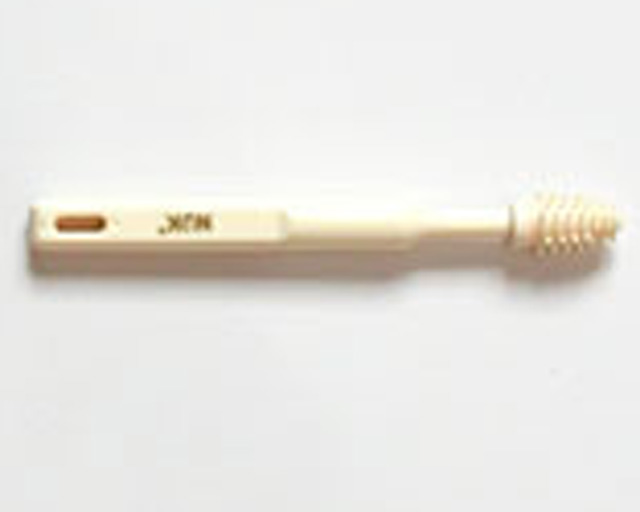 BROSSE NUK