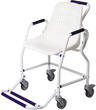 chaise de douche a roulettes